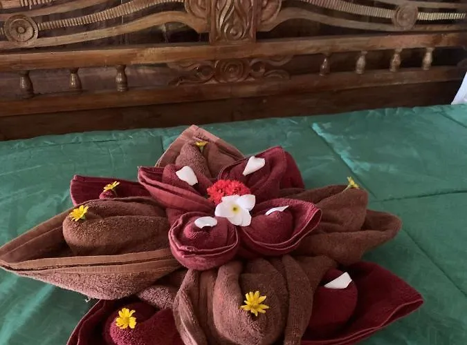 別荘 Kepuh Kubutambahan