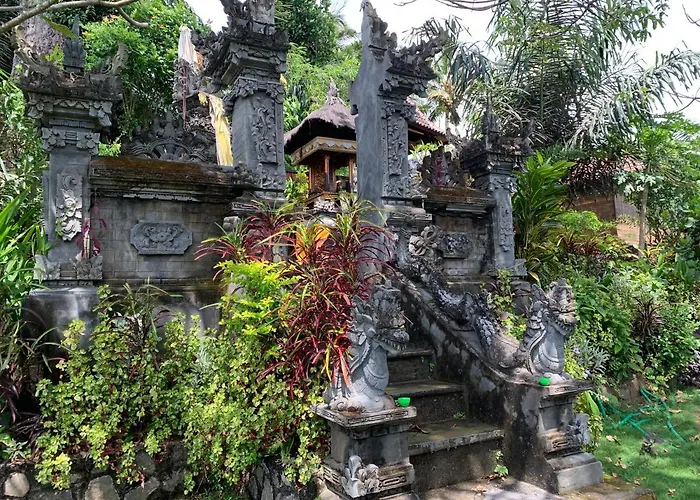 Kepuh 別荘 *
